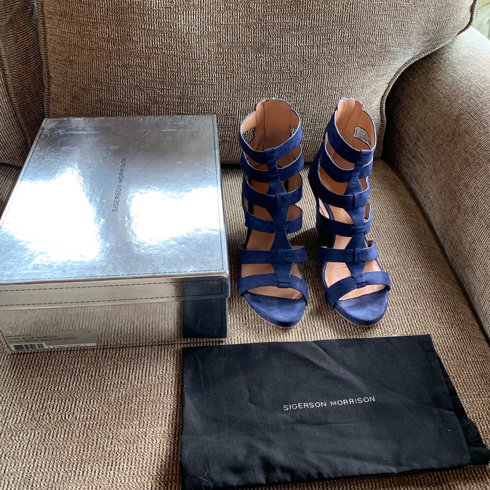 BLUE/PURPLE SUEDE SIGERSON MORRISON SANDALS SIZE 8